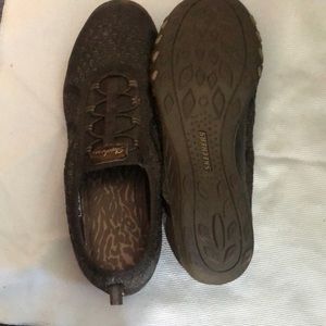 Skechers slip on sneakers